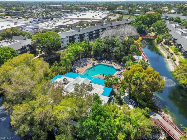 $309,000 | 600 Neapolitan Way, Unit 127, Naples, FL 34103