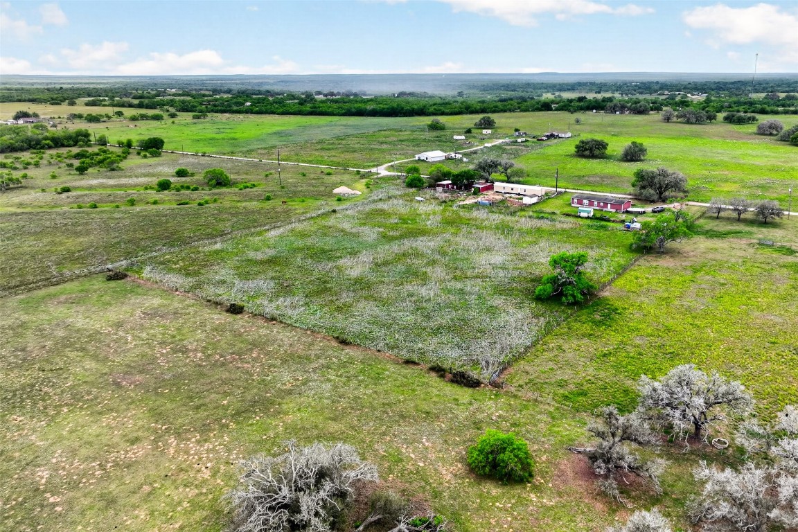 190 Smiley Tx 78159 Smiley, TX 78159 - Photo 6 of 16