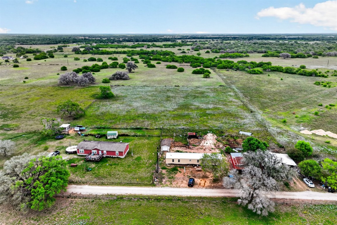 190 Smiley Tx 78159 Smiley, TX 78159 - Photo 9 of 16