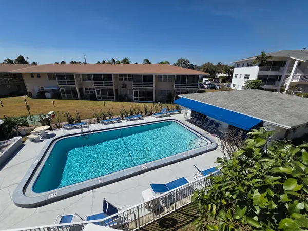 $229,900 | 600 Pine Drive, Unit 103, Pompano Beach, FL 33060