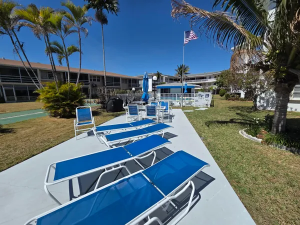 $229,900 | 600 Pine Drive, Unit 103, Pompano Beach, FL 33060