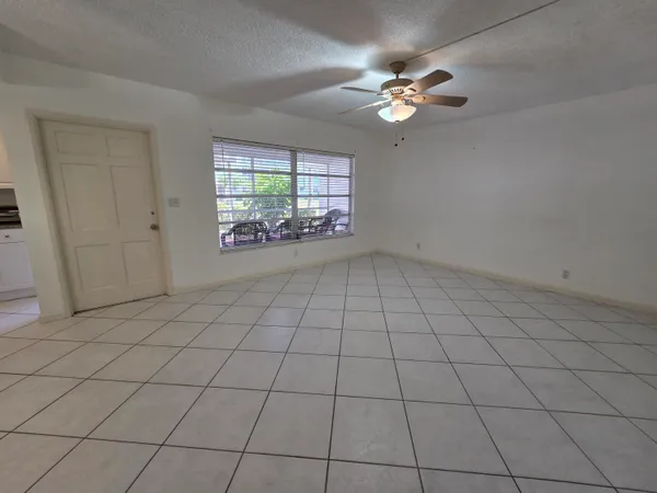 $229,900 | 600 Pine Drive, Unit 103, Pompano Beach, FL 33060