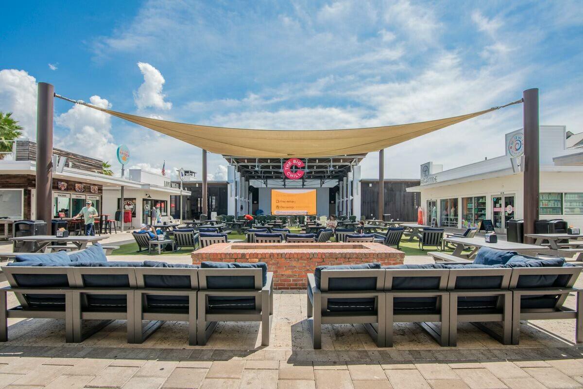 58 East Milestone Dr Inlet Beach, Unit B Inlet Beach, FL 32461 - Photo 31 of 47 a outdoor space with lots of table and chairs