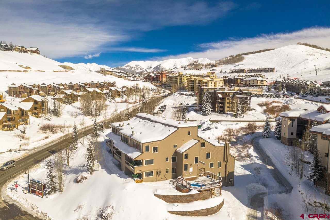 11 Hunter Hill Road, Unit 304 Crested Butte, CO 81225 - Photo 5 of 13 Gallery Image 5