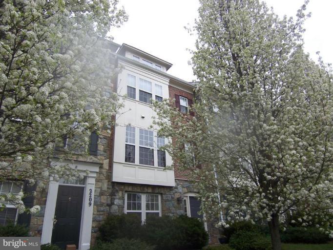 2207 Kimball Place Silver Spring, MD 20910 - Photo 1 of 29 Stunning!