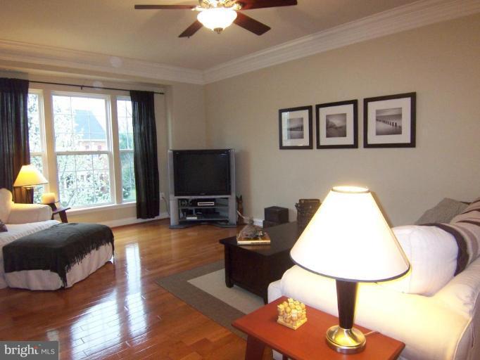 2207 Kimball Place Silver Spring, MD 20910 - Photo 4 of 29 Living Room #2
