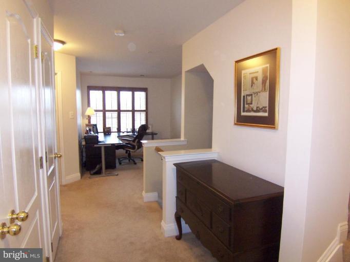 2207 Kimball Place Silver Spring, MD 20910 - Photo 9 of 29 Open Hallways