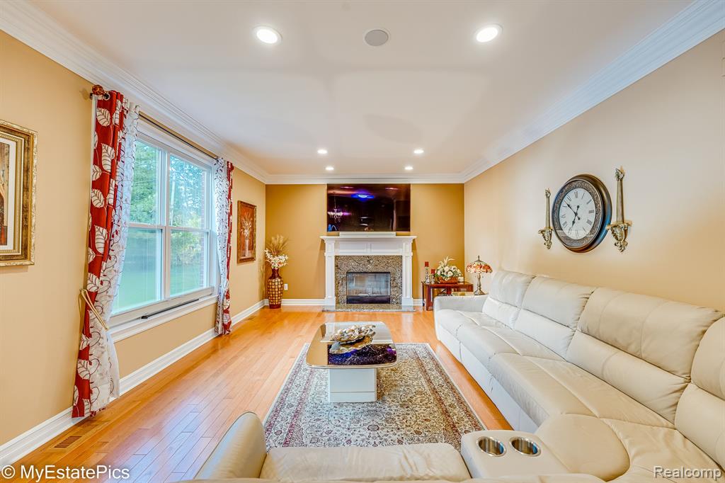 3526 Everett Drive Rochester Hills, MI 48307 - Photo 21 of 64