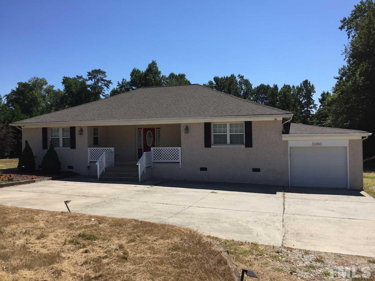 1060 Hood Farm Road Clayton, NC 27520 - Photo 4 of 25 Gallery Image 4