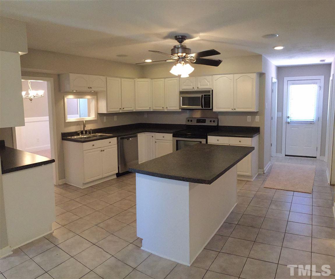 1060 Hood Farm Road Clayton, NC 27520 - Photo 6 of 25 Gallery Image 6