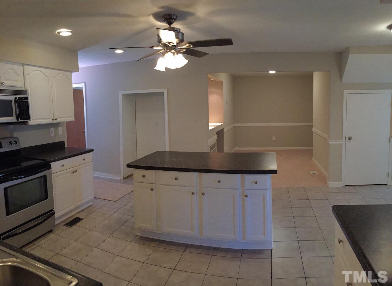 1060 Hood Farm Road Clayton, NC 27520 - Photo 7 of 25 Gallery Image 7