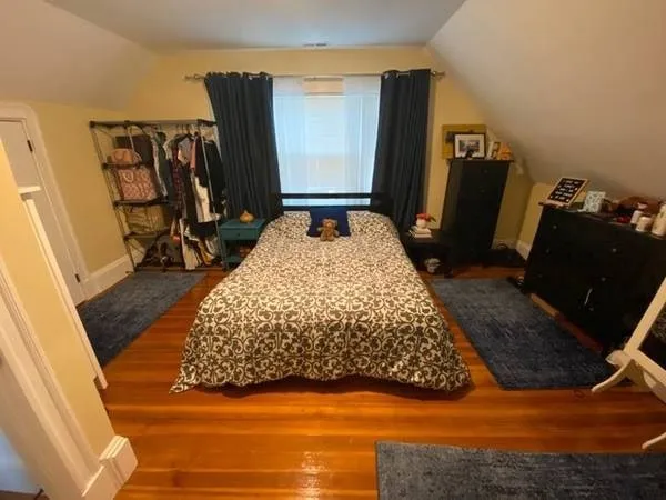 $3,850 | 50 Lowell Street, Unit 3, Somerville, MA 02143