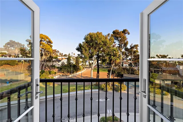 $2,695,000 | 163 Calle Redondel, San Clemente, CA 92672