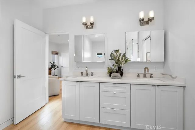 $2,695,000 | 163 Calle Redondel, San Clemente, CA 92672