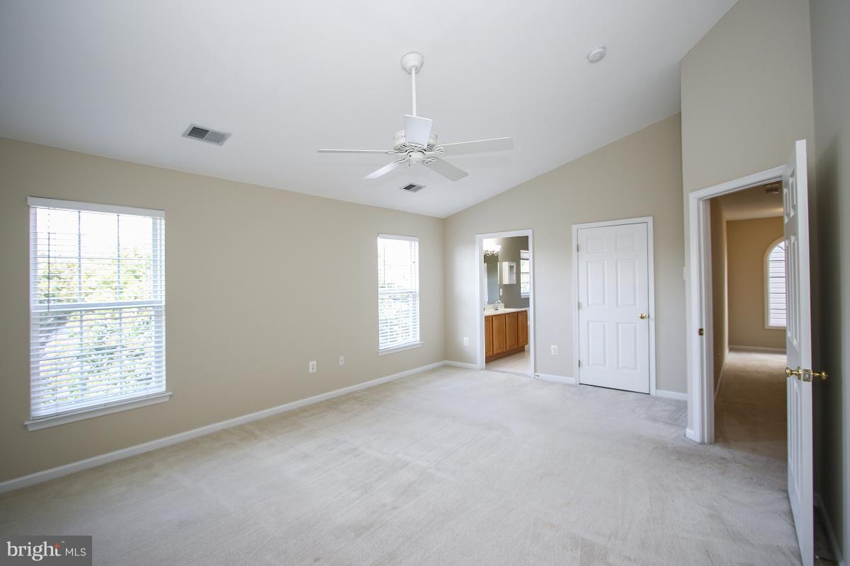 18904 Porterfield Way Germantown, MD 20874 - Photo 21 of 30 Bedroom (Master)