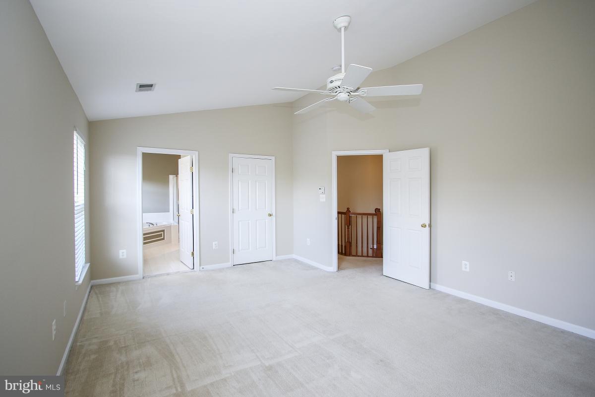 18904 Porterfield Way Germantown, MD 20874 - Photo 22 of 30 Bedroom (Master)