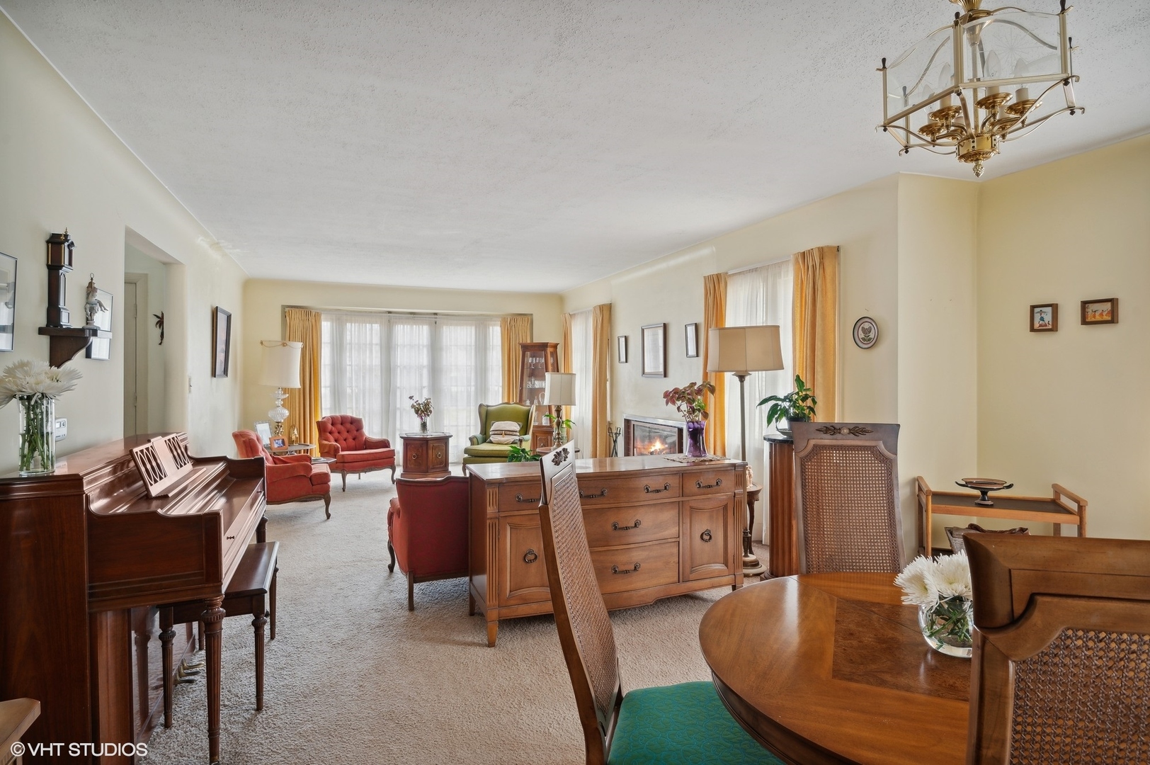 1628 South Meacham Road Rolling Meadows, IL 60008 - Photo 9 of 27 a living room with fireplace furniture and a window