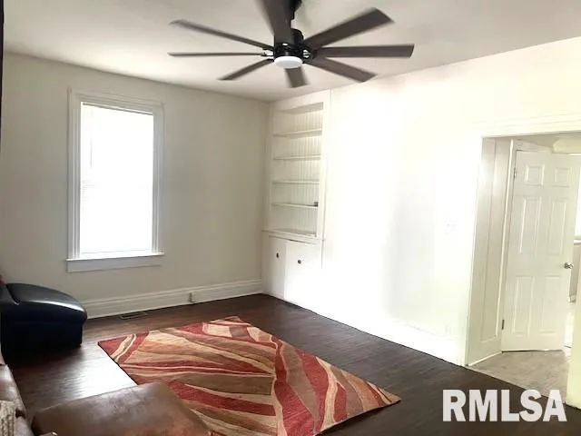 $132,000 | 930 North 8th Street, Springfield, IL 62702