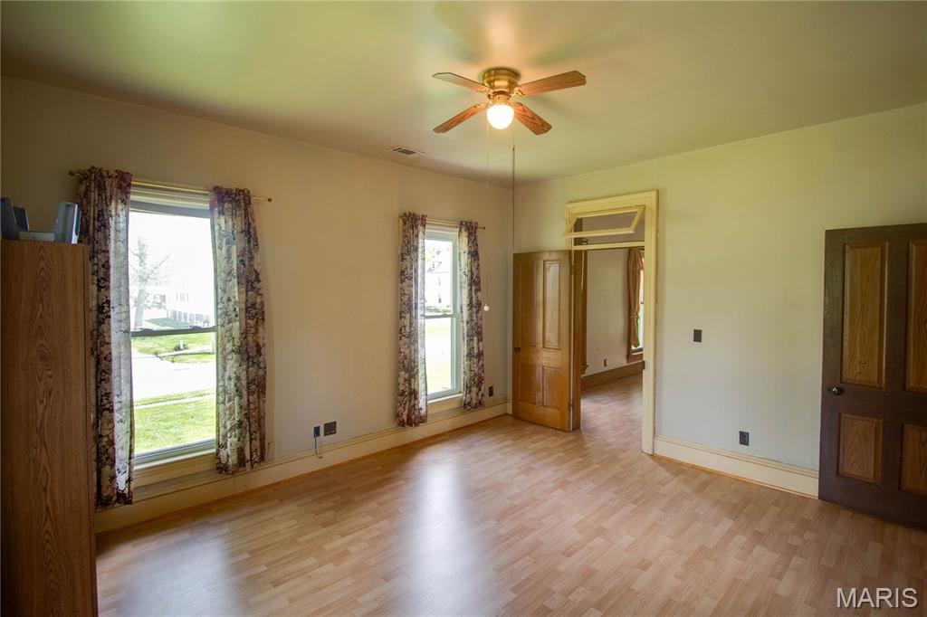 115 North Main Street Modesto, IL 62667 - Photo 33 of 57