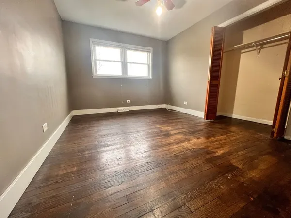 $2,800 | 16W771 56th Street, Unit 1, Clarendon Hills, IL 60514