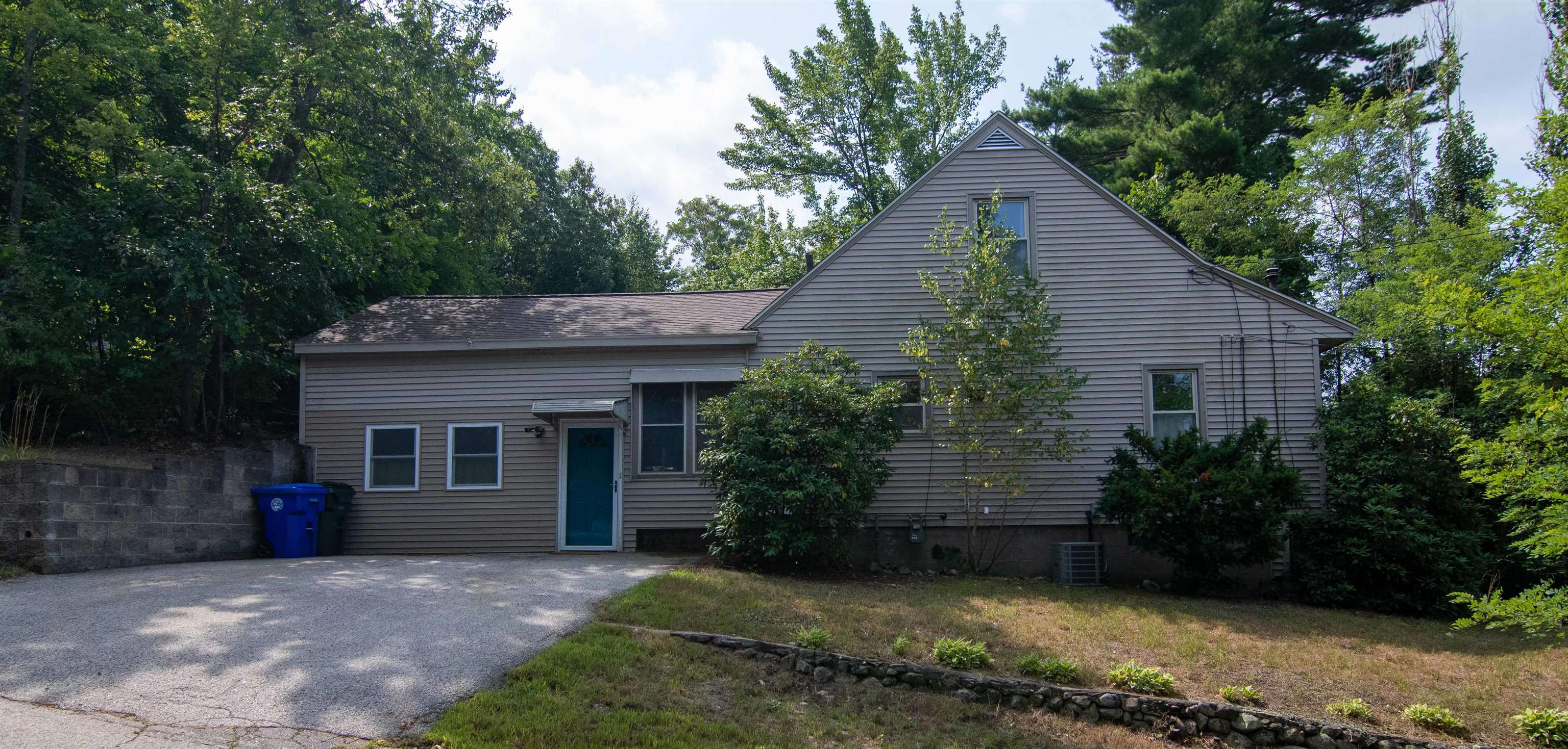 495 Calef Road Manchester, NH 03103 - Photo 20 of 30
