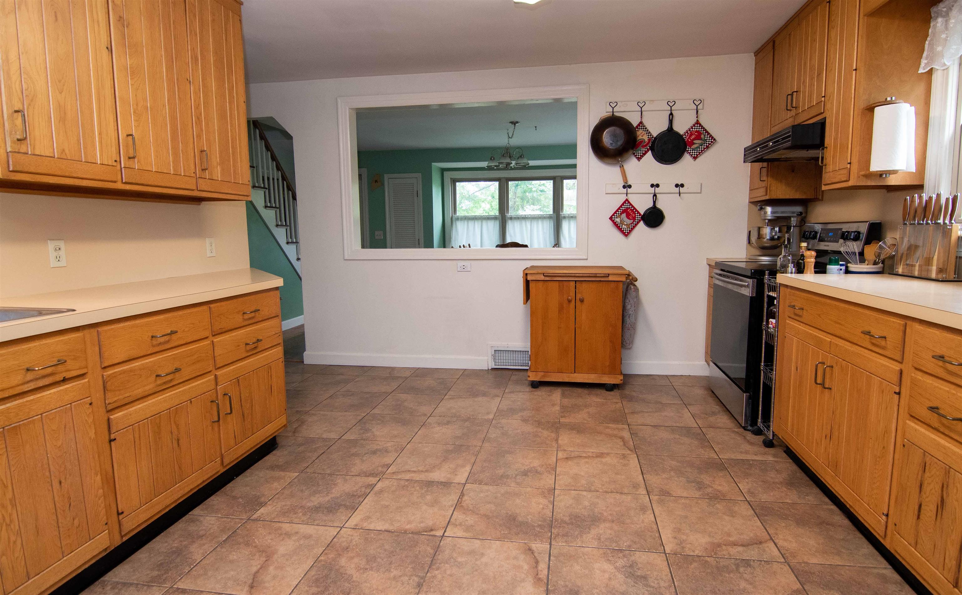 495 Calef Road Manchester, NH 03103 - Photo 29 of 30