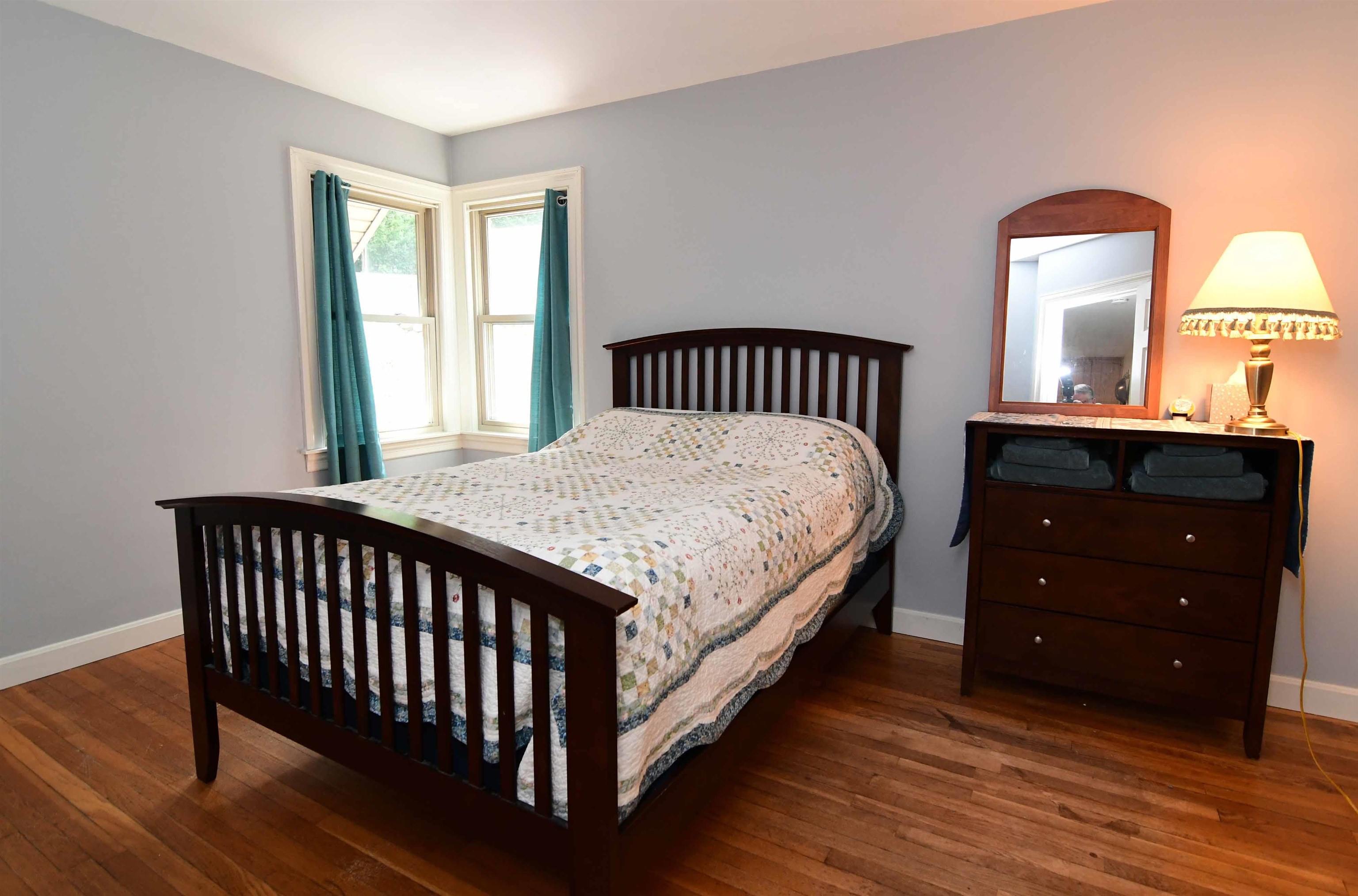 495 Calef Road Manchester, NH 03103 - Photo 5 of 30