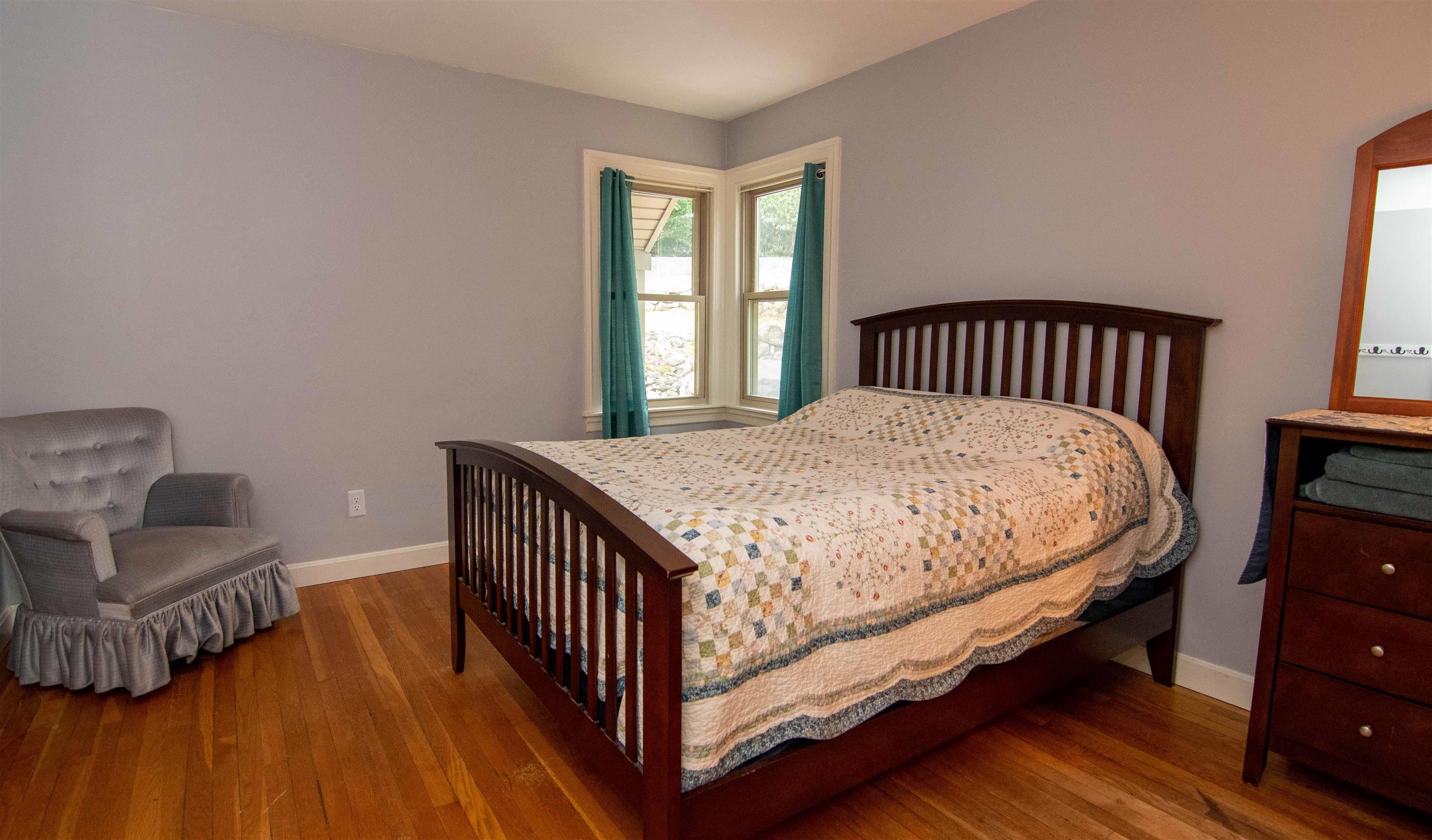 495 Calef Road Manchester, NH 03103 - Photo 6 of 30
