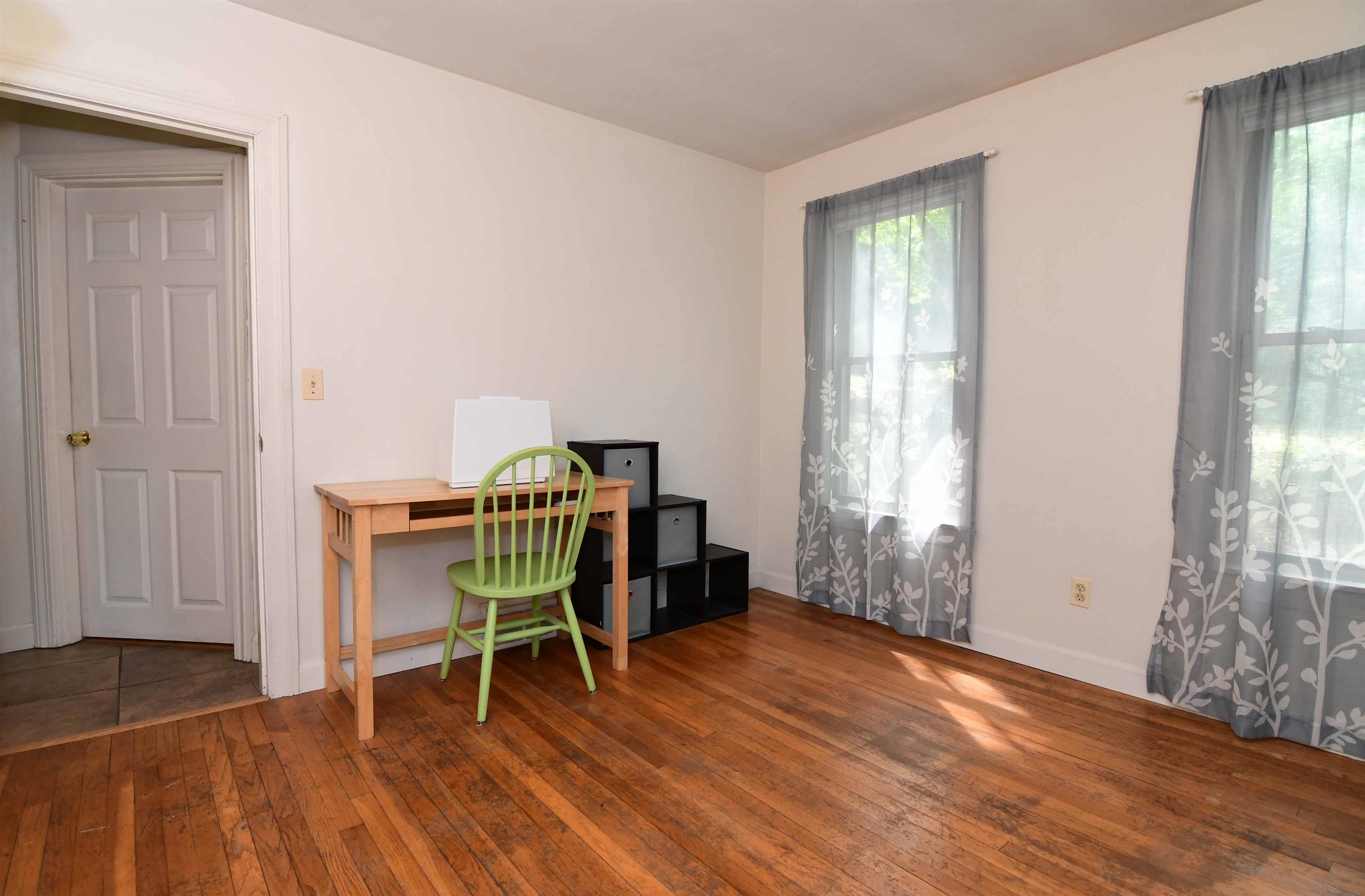 495 Calef Road Manchester, NH 03103 - Photo 7 of 30