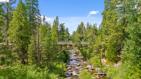 $599,000 | 28515 South Stan Court, Pinecrest, CA 95364