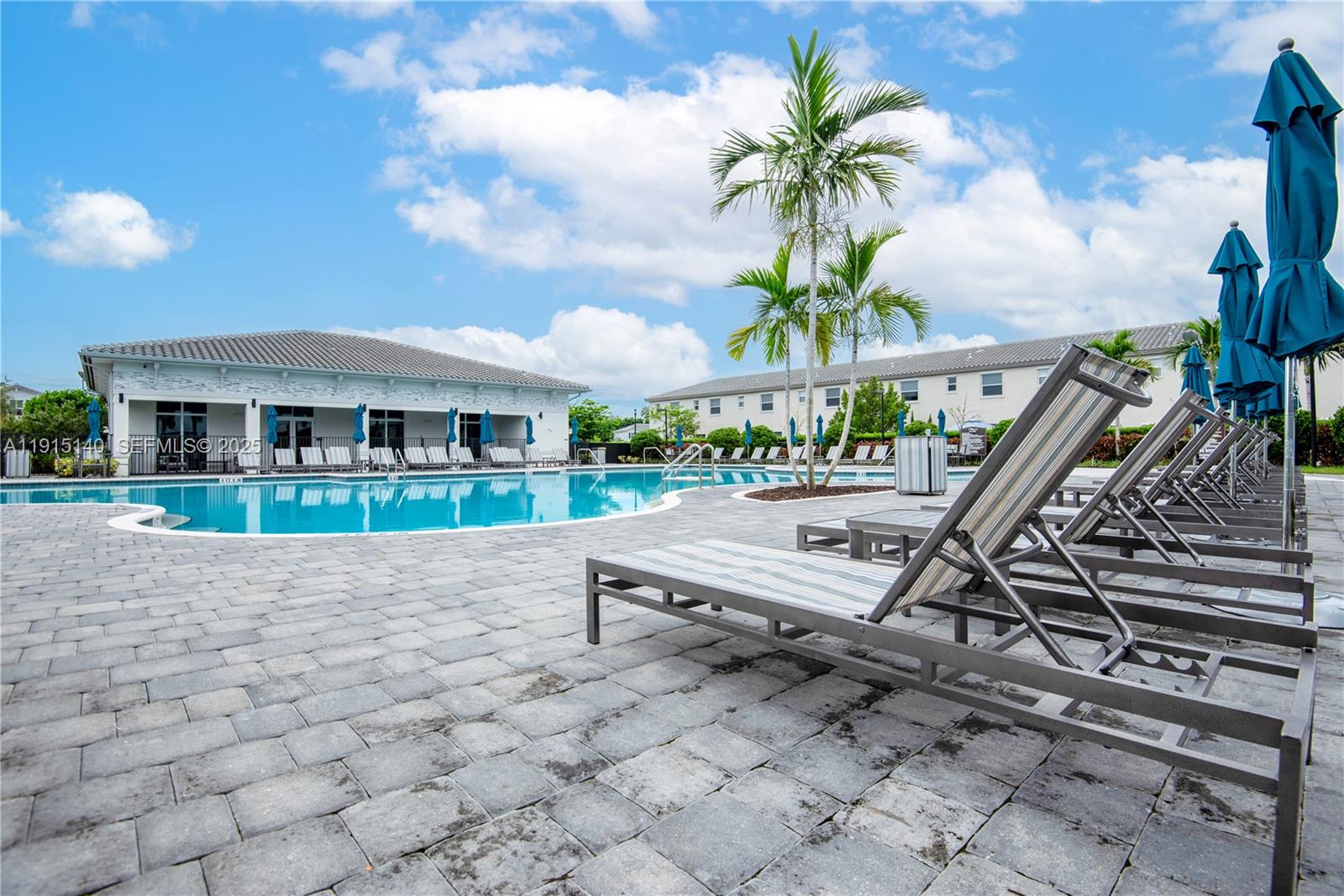 2636 Southeast 8th Court Homestead, FL 33035 - Photo 47 of 49 a house with outdoor space