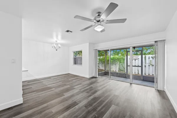 $2,600 | 822 Crystal Lake Drive, Deerfield Beach, FL 33064
