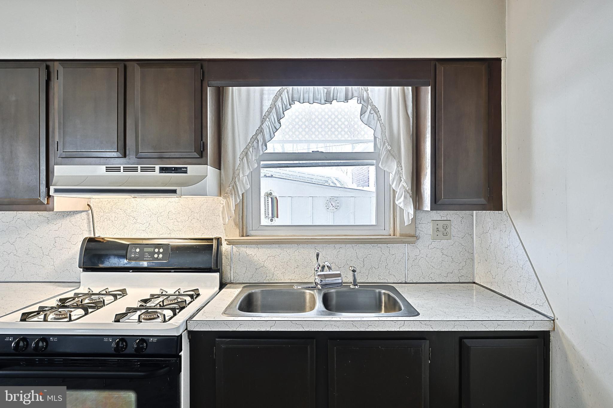 1210 West Princess Street York, PA 17404 - Photo 11 of 30 Double Stainless sink w/ window