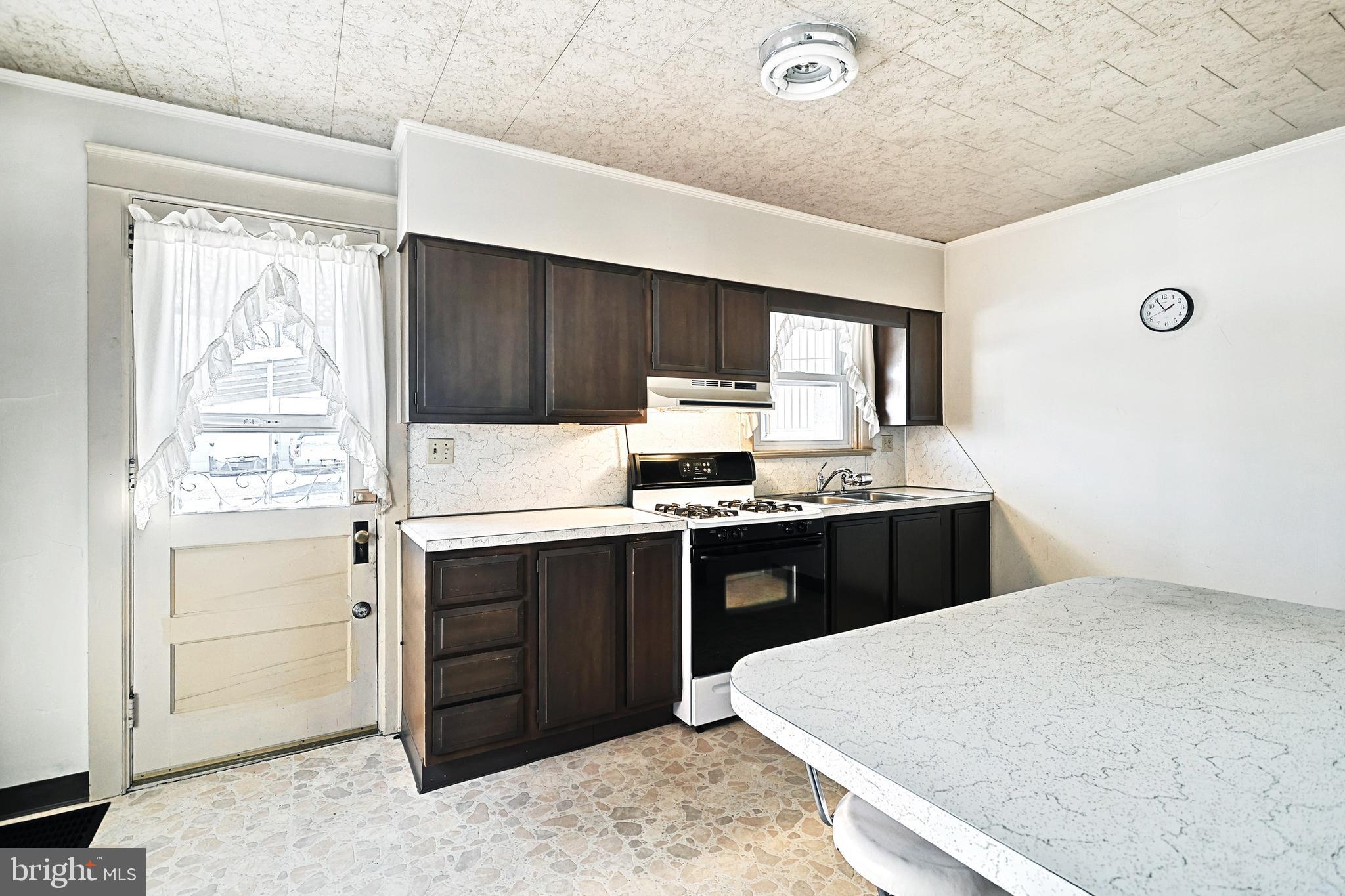 1210 West Princess Street York, PA 17404 - Photo 9 of 30 Walnut cabinets with gas oven/stove & hood