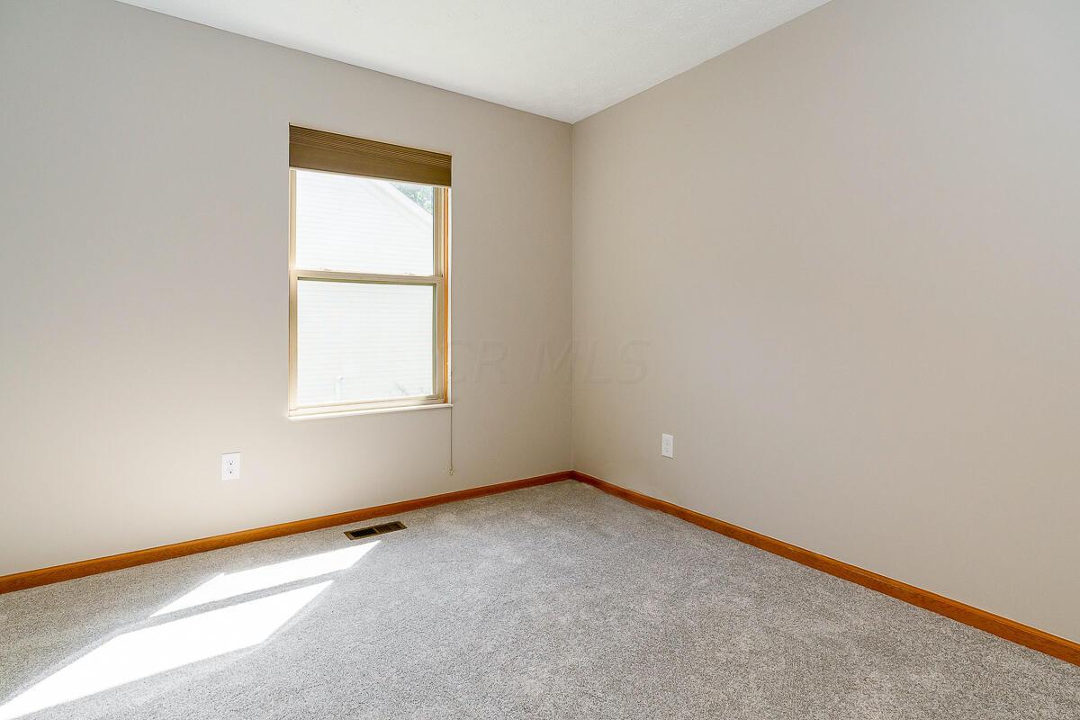 77 Beech Court Delaware, OH 43015 - Photo 22 of 34 bed 3