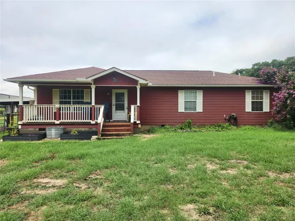 $463,000 | 139 Private Road 4902, Azle, TX 76020