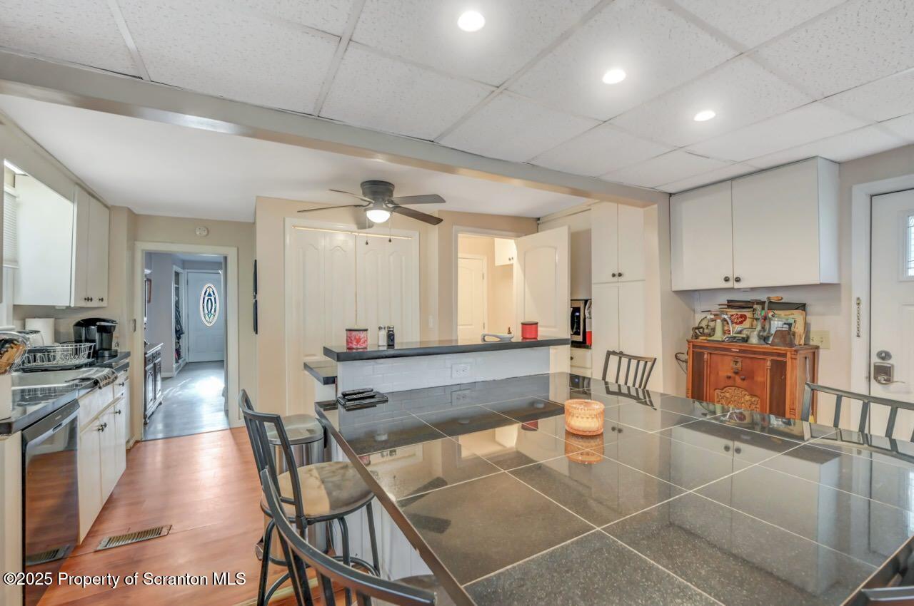 805 Lincoln Street Scranton, PA 18519 - Photo 11 of 38 805 Lincoln St 10 Large