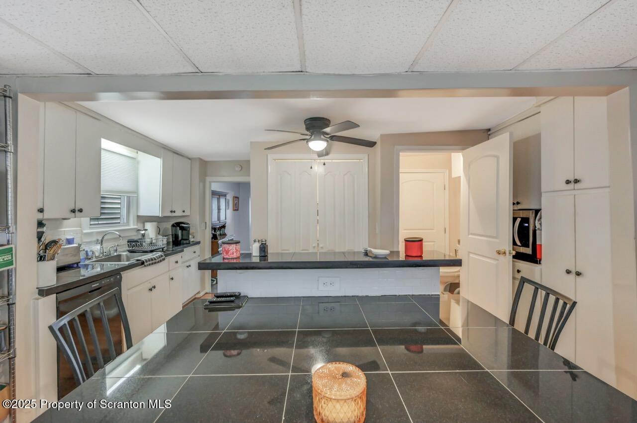 805 Lincoln Street Scranton, PA 18519 - Photo 13 of 38 805 Lincoln St 12 Large