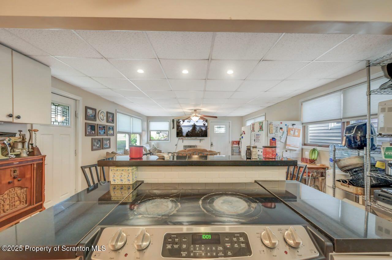 805 Lincoln Street Scranton, PA 18519 - Photo 14 of 38 805 Lincoln St 13 Large