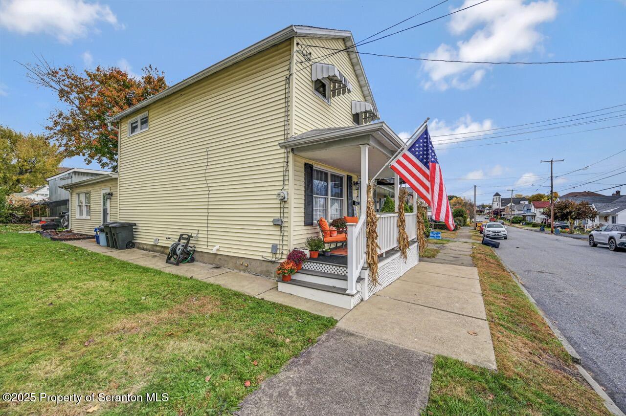 805 Lincoln Street Scranton, PA 18519 - Photo 37 of 38 805 Lincoln St 36 Large