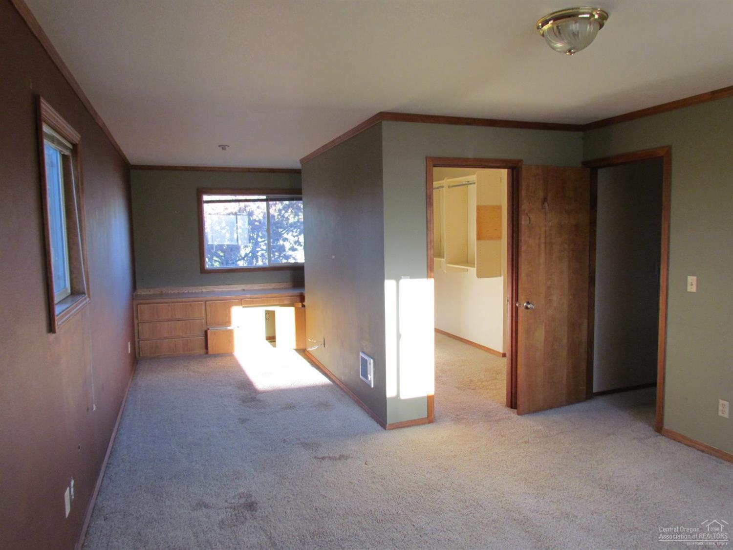 62484 Eagle Road Bend, OR 97701 - Photo 9 of 18 Additional Photo