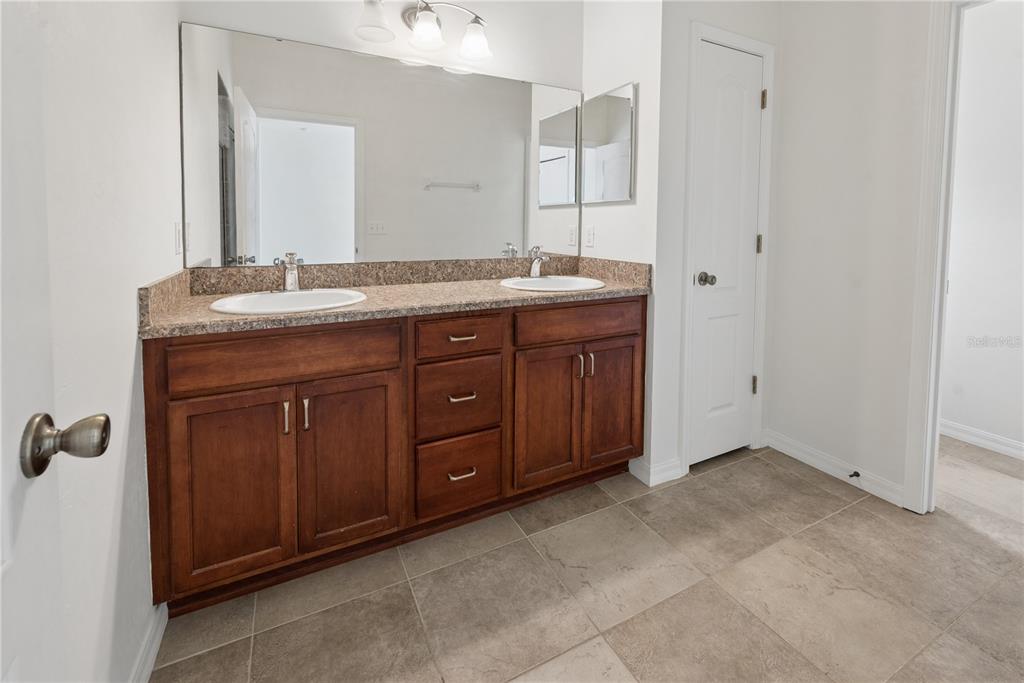 7443 Southwest 80th Drive Gainesville, FL 32608 - Photo 15 of 32