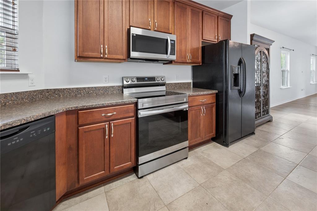 7443 Southwest 80th Drive Gainesville, FL 32608 - Photo 7 of 32