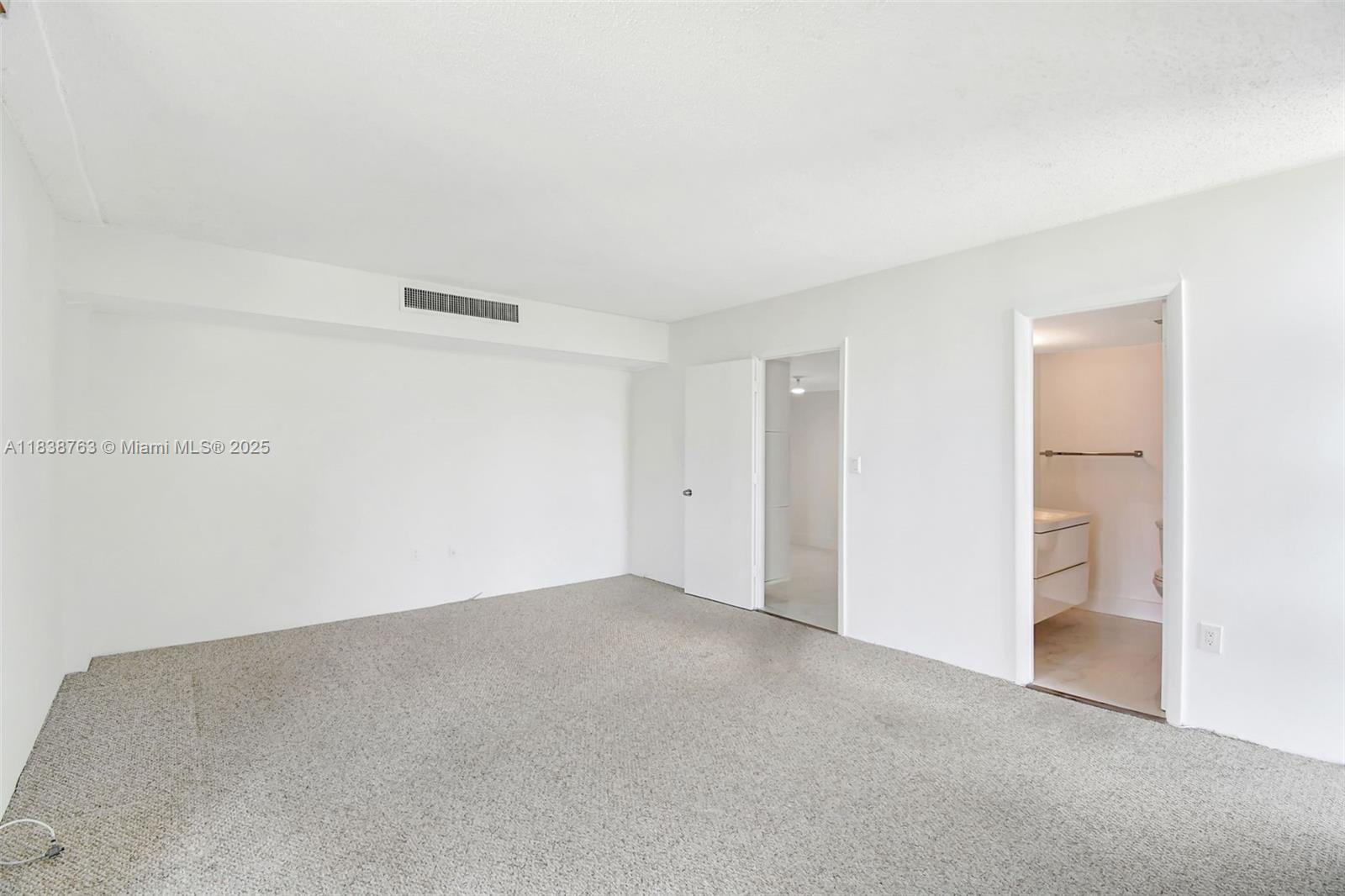 20100 West Country Club Drive, Unit 1005 Aventura, FL 33180 - Photo 15 of 36 a view of an empty room