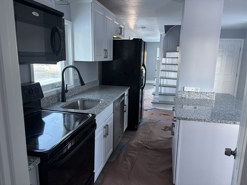 276 A Onset Avenue Wareham, MA 02558 - Photo 7 of 17