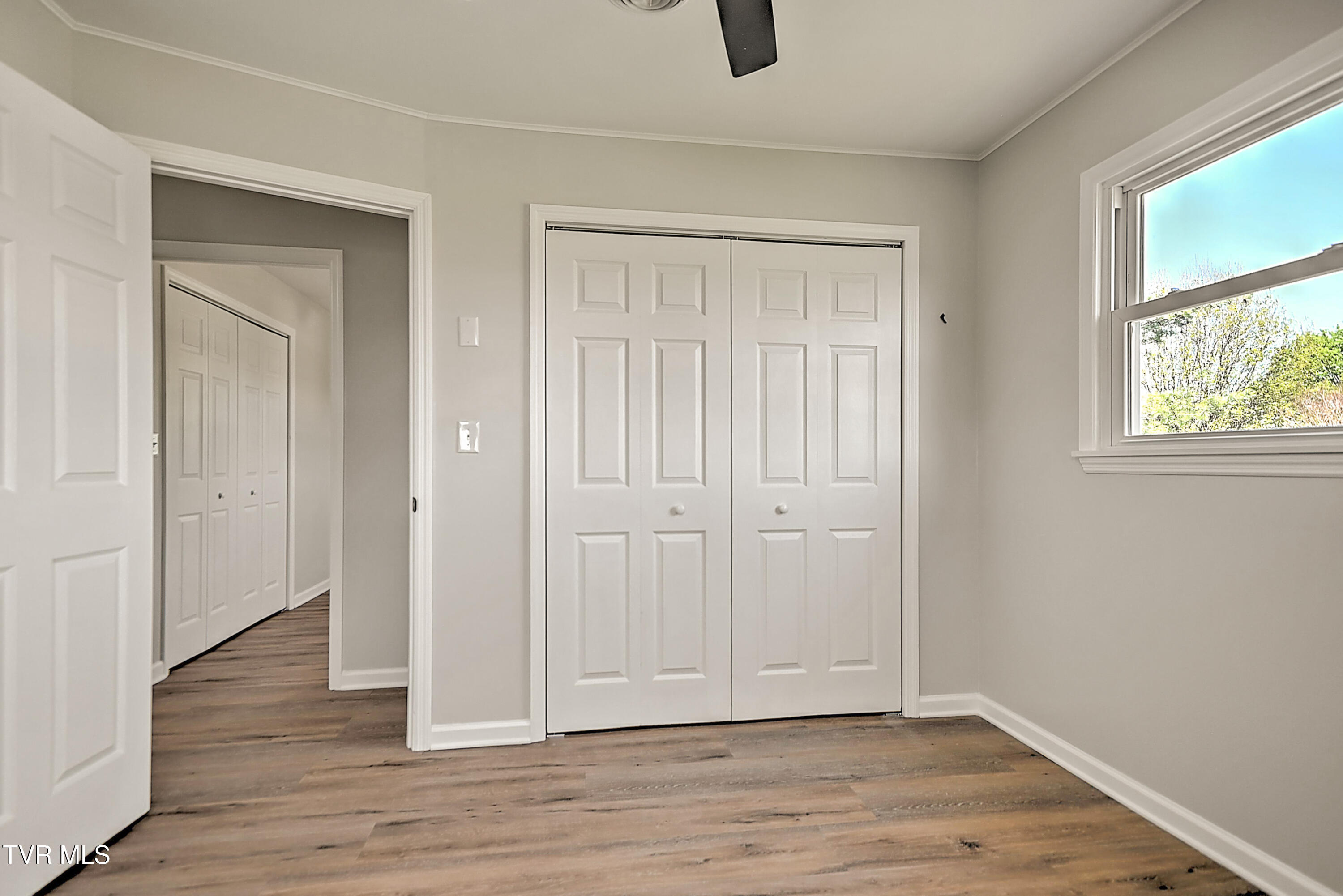 209 Chester Hill Road Bristol, VA 24201 - Photo 19 of 29 209 Chester Hill LG-22