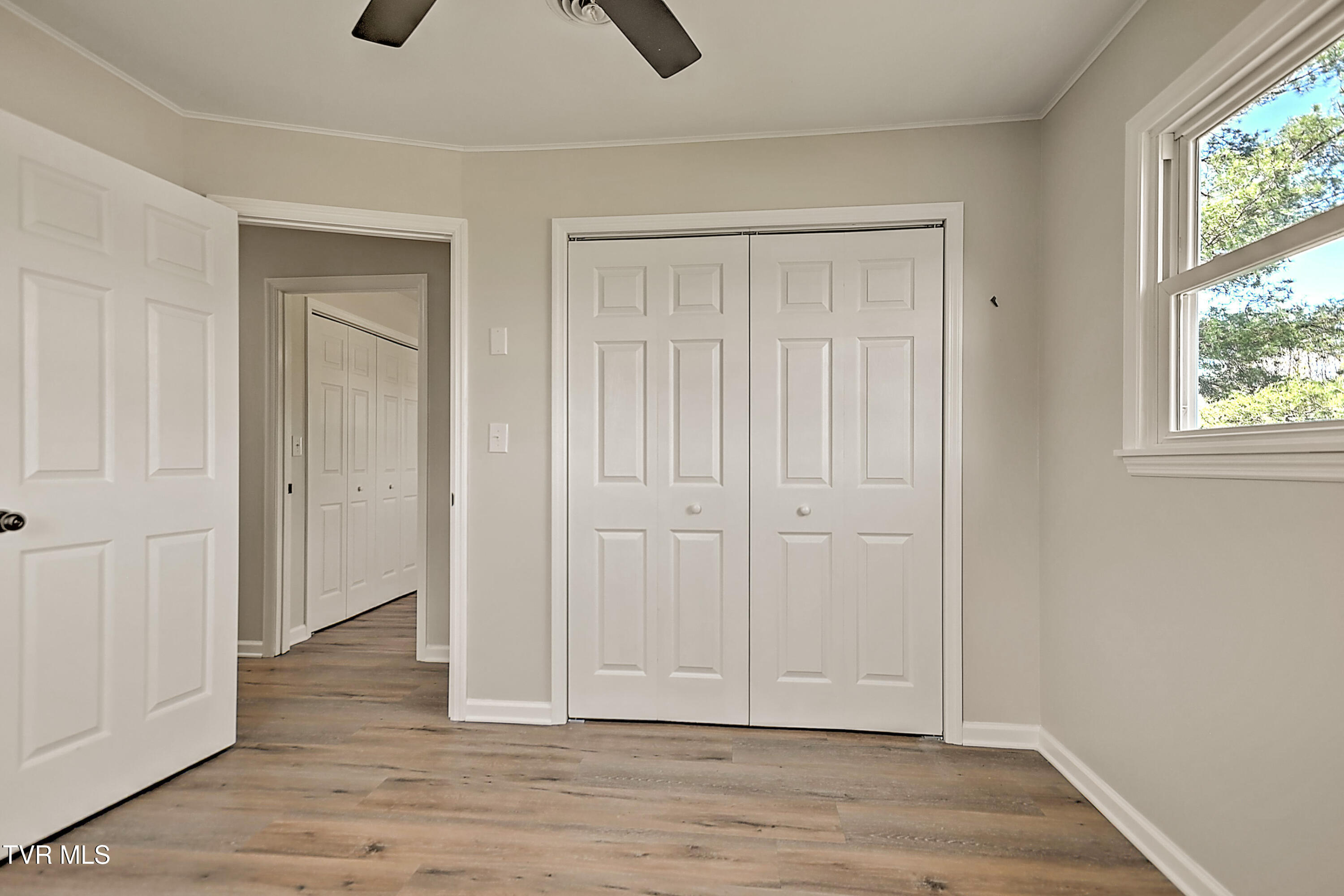 209 Chester Hill Road Bristol, VA 24201 - Photo 20 of 29 209 Chester Hill LG-23