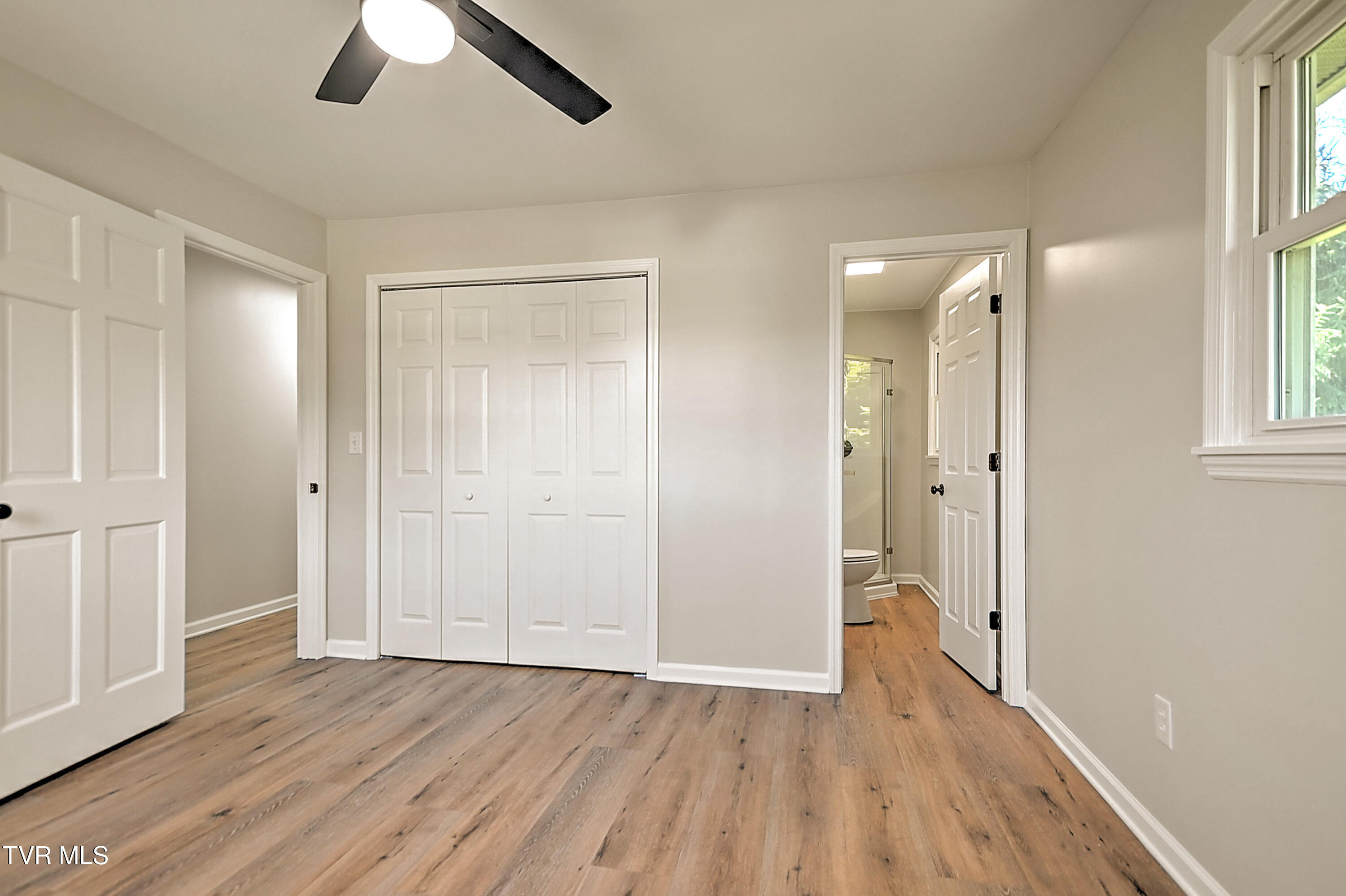 209 Chester Hill Road Bristol, VA 24201 - Photo 22 of 29 209 Chester Hill LG-25