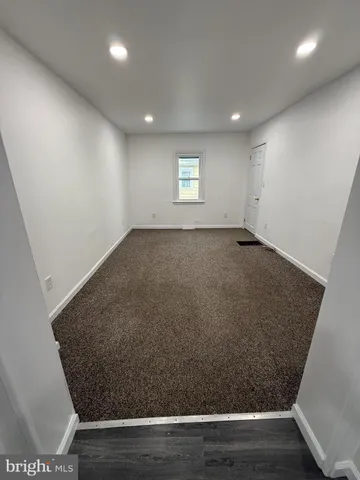 $2,100 | 109 North Main Street, Williamstown, NJ 08094