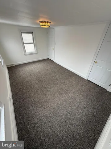 $2,100 | 109 North Main Street, Williamstown, NJ 08094